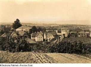 Dresden-Gorbitz. Stadtteilansicht. Blick nach Norden gegen Dresden-Briesnitz