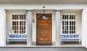 Zeppelin-Haus am Bodensee — Eingangsloggia