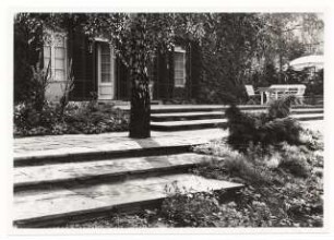 Garten Karl Hanke, Berlin-Grunewald: Blick zur Terrasse