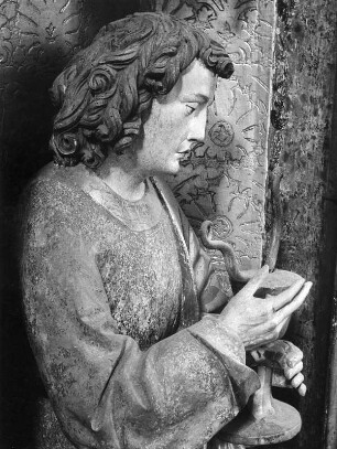 Schnitzaltar : Schnitzaltar. Holz, geschnitzt, gefasst (1519; J. Lederer). Apostel Johannes. Bad Oberdorf, Filialkirche Mariä Himmelfahrt und Sankt Jodok