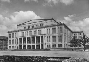 Messestadt Leipzig: Oper am Karl-Marx-Platz