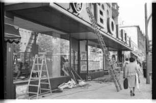 Kleinbildnegative: Straßen, Geschäfte, Kaiser-Wilhelm-Platz, 1978