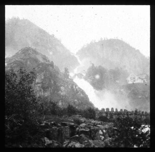 Der Låtefossen-Wasserfall