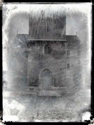 Pfarrkirche; Teil mit Turm