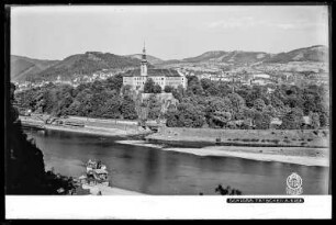 Blick auf Schloss Tetschen an der Elbe