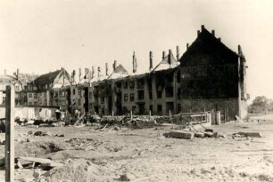 Zerstörungen Zweiter Weltkrieg. Unbekannte Gebäude