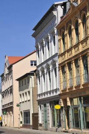 Stralsund - Hausfassaden : Sanierte Hausfassaden in der Altstadt. Aufgenommen am 21. April 2011 in Stralsund