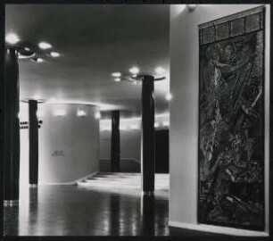 Stadthalle, Mülheim an der Ruhr Umbau: Großes Foyer mit Treppenaufgang / Eingangsgeschoss