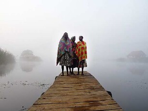 Anderswo. Allein in Afrika