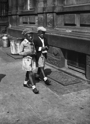 Zwei Jungen, Harlem, New York