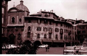 Trient: Palazzo Pretorio, bemaltes Haus