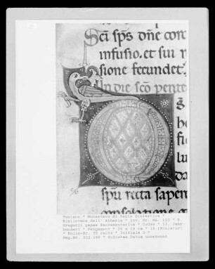 S. Gregorii papae Sacramentarium — Initiale D, Folio 70 recto
