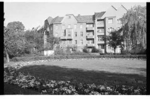 Kleinbildnegativ: Cosimaplatz, 1978