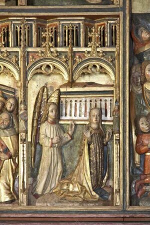 Hauptaltar, sog. Erzväteraltar — Szenen aus der Passion Christi und dem Marienleben — Altarschrein mit zentraler Kreuzigungsszene und Stifterfamilie, in den flankierenden Feldern Darstellungen aus der Passion Christi und dem Marienleben — Die Verkündigung