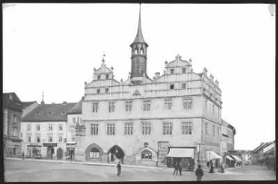 Leitmeritz. Rathaus (1541) : Leitmeritz. Altes Rathaus (Kern um 1400, 1537-1541, 1652) auf dem Marktplatz