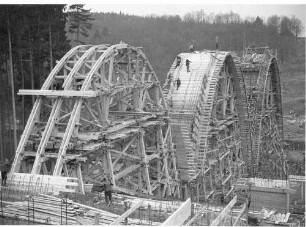 Rohrbach-(Friedens)brücke, km 211,808 - 212,130 Lehrgerüst Bogen 1 - 3