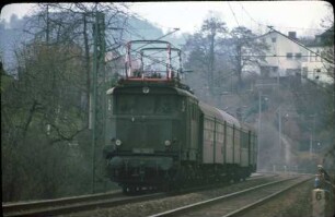 Gäubahn Stuttgart Nord Lok 144 022 N B4yg-Wagen