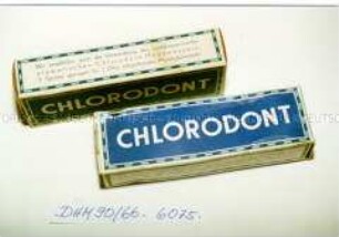 Tuben mit Inhalt Zahnpasta "Chlorodont" in Originalschachteln