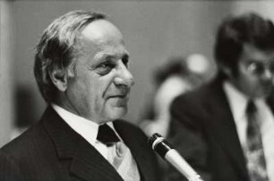 Der Gründer der SOS-Kinderdörfer Hermann Gmeiner