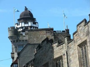 Aussichtsturm an der Royal Mile in Edinburgh