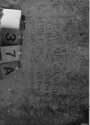 Grabstein 37 A