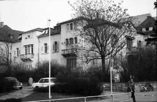 Freiburg: Abrissreife Häuser für Gewerbebankneubau, vom Bahnhofsplatz