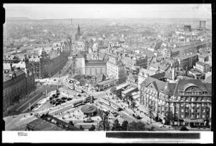 Dresden, Postplatz mit Palasthotel Weber