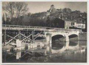 Reparierte Brücke über die Maas bei Dun