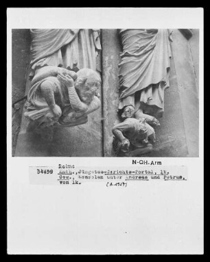 Gerichtsportal — Linkes Gewände — 2. Gewändefigur: Andreas — Figurenkonsole unter Andreas