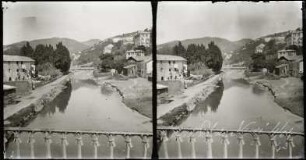 Genua. Nervi. Blick von einer Brücke auf den Bach Nervi