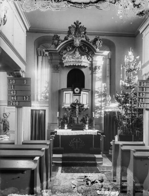 Panitzsch, Kirche : Panitzsch. Kirche. Blick zum Altar