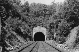 Rudersdorfer Tunnel; Haiger, Eisenbahn
