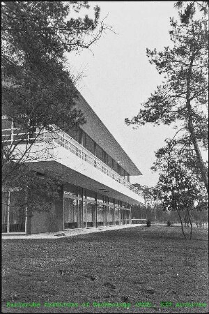 Außenansicht der neuen Kantine (KANT), von Westen