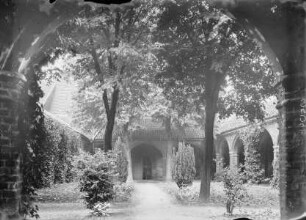 Kreuzgang des ehemaligen Franziskanerklosters Sankt Johannis