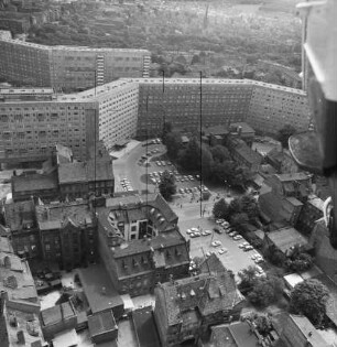 Wohnblock am Juri-Gagarin-Ring im Süden der Altstadt von Erfurt : Blickrichtung Süden