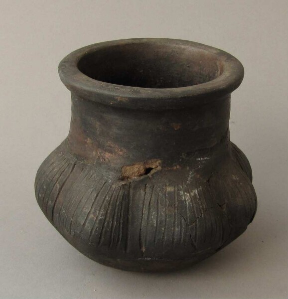 Clay vessel