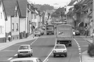 Durchgangsverkehr in Hagsfeld