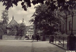 Freiligrathstraße. Detmold. Blick von der Kanalbrücke zur Erlöserkirche