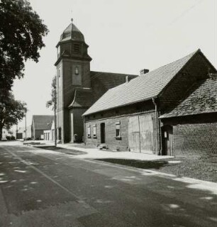 Proschim. Dorfkirche : Welzow-Proschim. Dorfkirche (1914-1919; Arthur Mäkelt). Ansicht von Nordosten