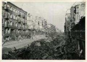 Zerstörte Stadt nach einem Luftangriff in Deutschland