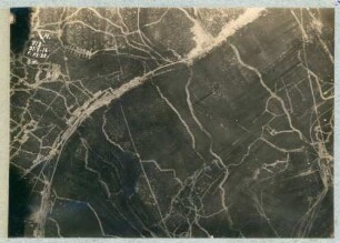 Foto der Stellungen nordwestlich von Minaucourt(-le-Mesnil-lès-Hurlus) (Luftbild)