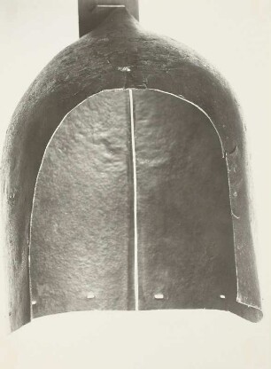 Hundsgugel mit echtem Kopfstück und gefälschtem Visier und gefälschter Helm mit Visier