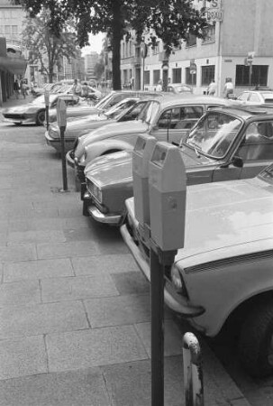 Anfrage im Karlsruher Gemeinderat zu Parkuhren und Parkscheiben