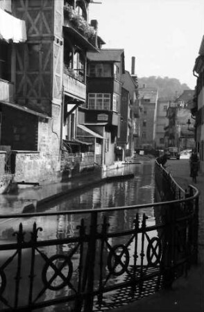 Freiburg: Fischerau, von der Westseite gesehen