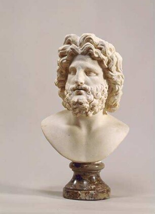 Überlebensgroßer Götterkopf (Zeus?)