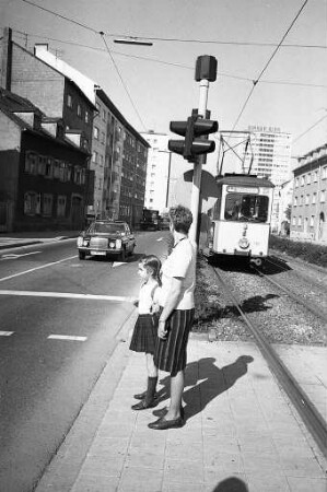 Gefährlicher Fußgängerüberweg Lameystraße/Ecke Hardtstraße.