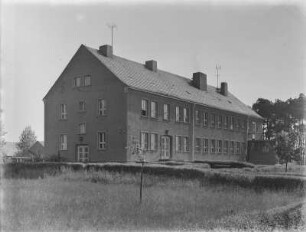 Weigersdorf. Landambulatorium "Dr. Maria Grollmuß". Außenansicht