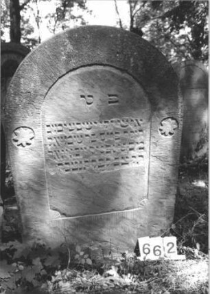 Grabstein 662