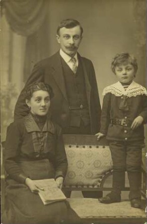 [Familienfoto]