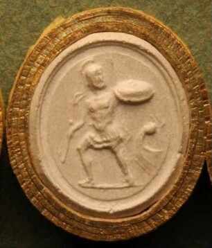 Hektor zündet die griechischen Schiffe an (Daktyliothek, Zweites Historisches Tausend)